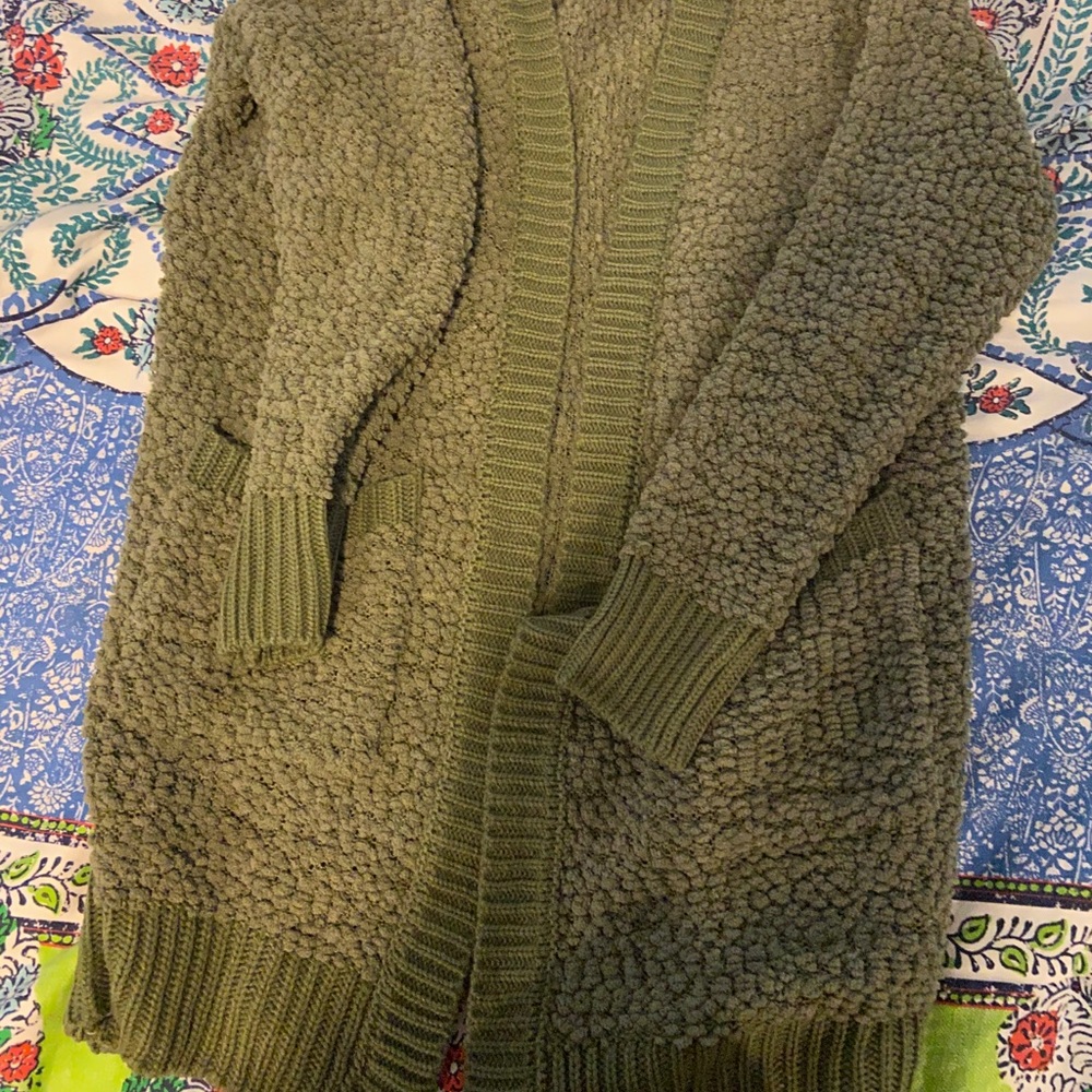 Popcorn cardigan NWT size M